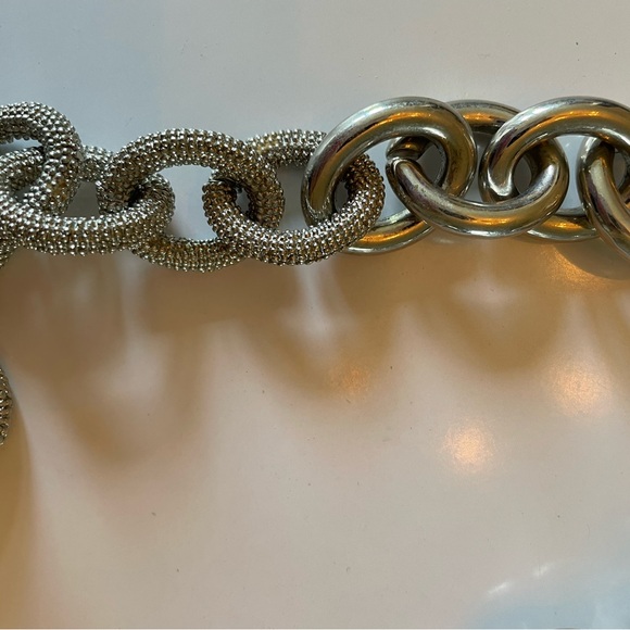 Banana republic chain link necklace - Picture 2 of 2